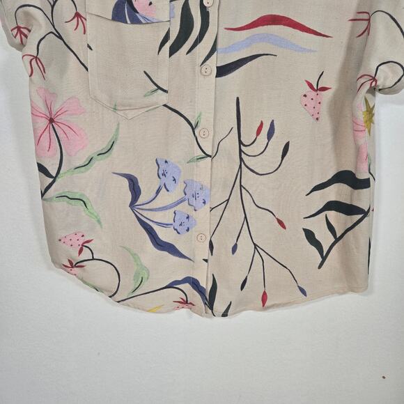 Eve Gravel Caterpillar Garden Design Hades Women's Shirt. Size Medium. - Picture 7 of 8